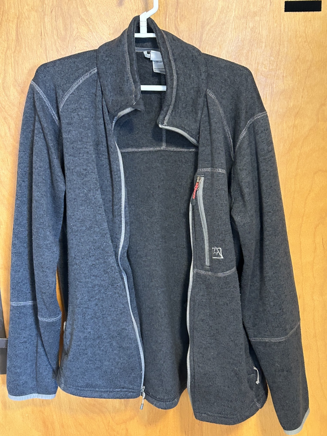 Avalanche Outdoor Apparel Gray Jacket - Size L
