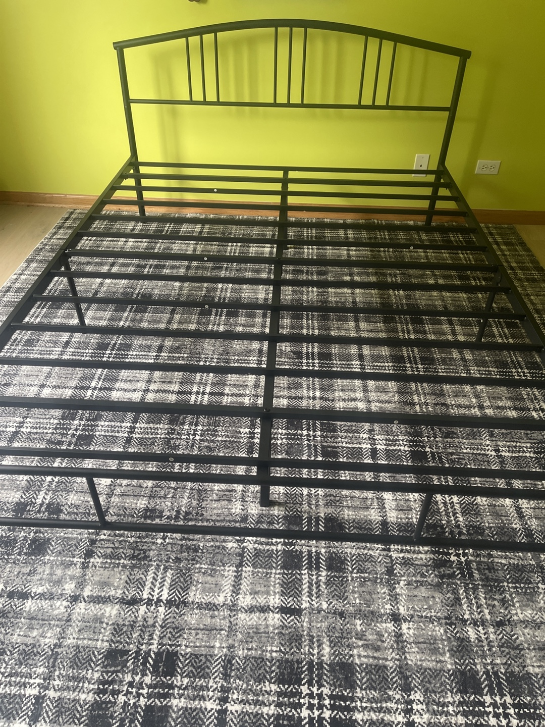 🥕Metal Bed Frame