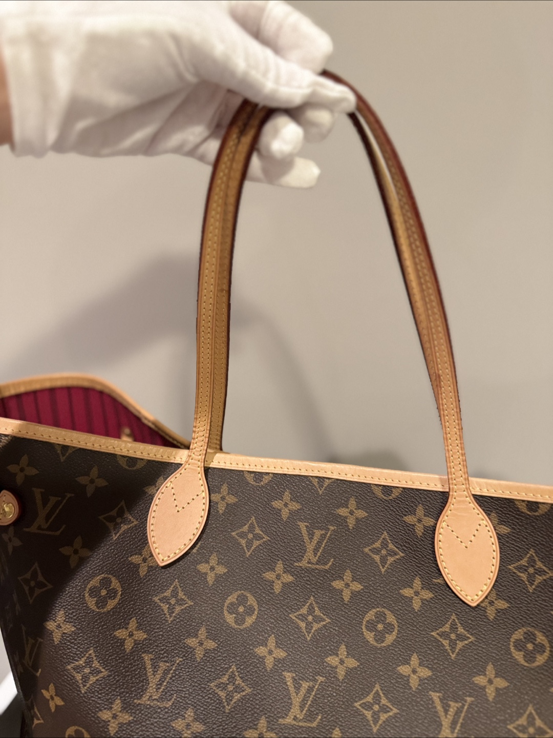 Louis Vuitton Neverfull MM Monogram Tote Bag - photo 4