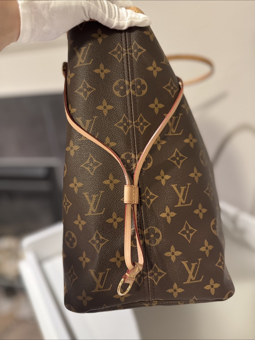 Louis Vuitton Neverfull MM Monogram Tote Bag - photo 3