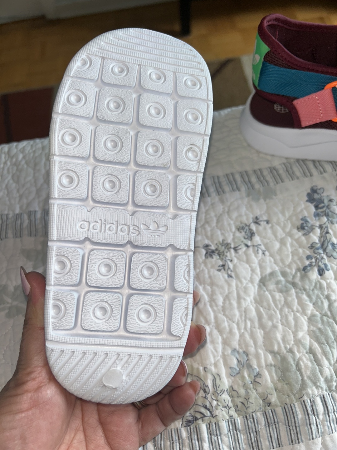 Adidas Adilette Burgundy Sandals. Brand new - photo 5