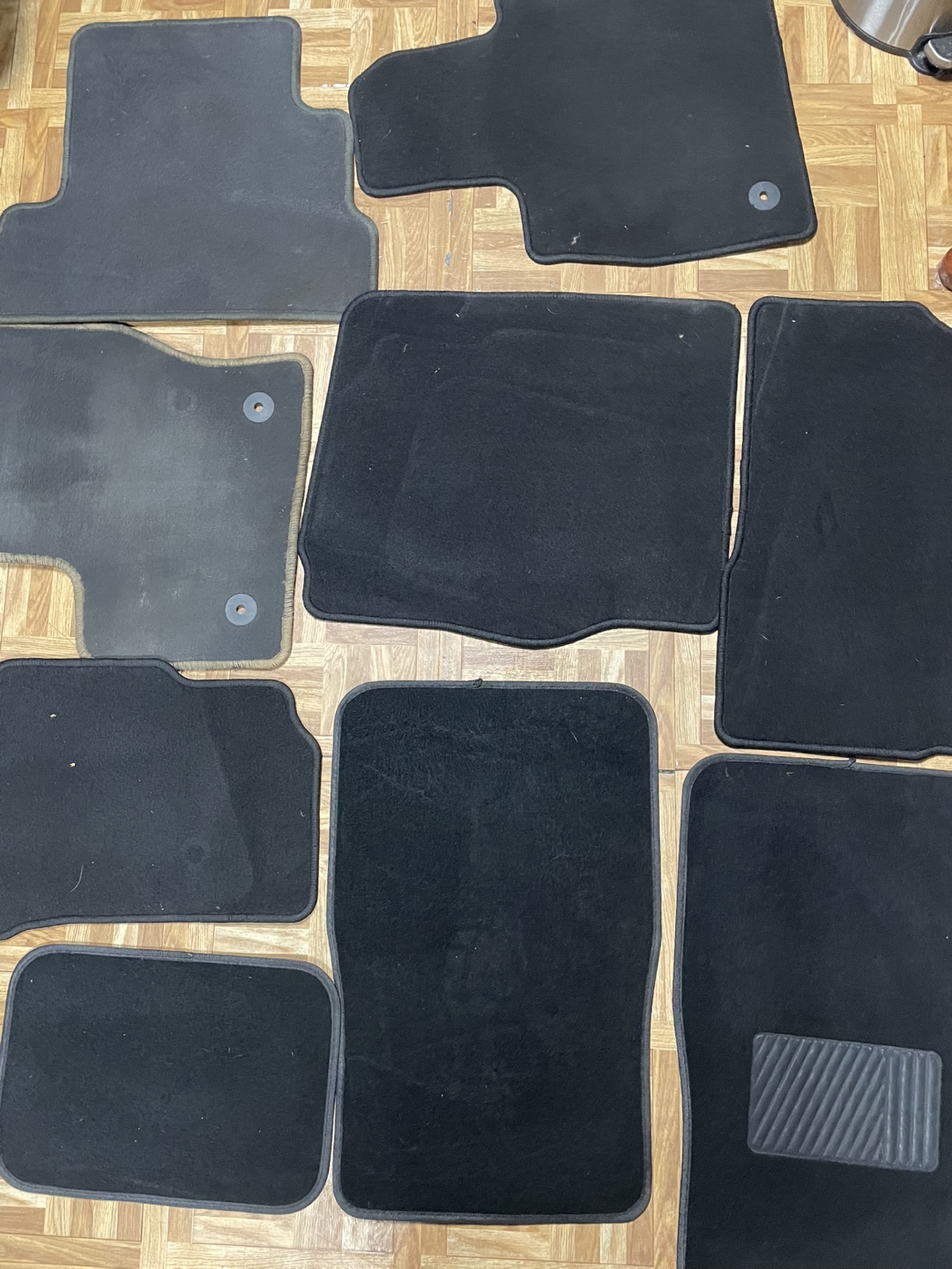 Car Floor Mats - Black bundle of 9