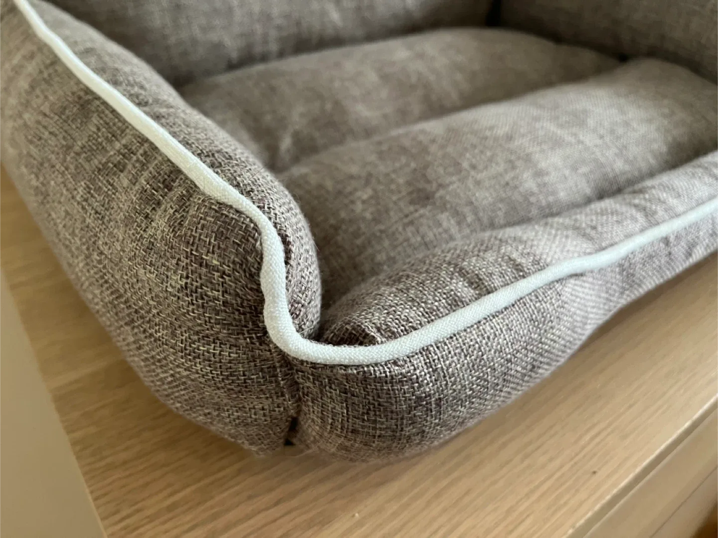 😍 Cozy Pet Bed - LIKE NEW 💯 image indicator(3)