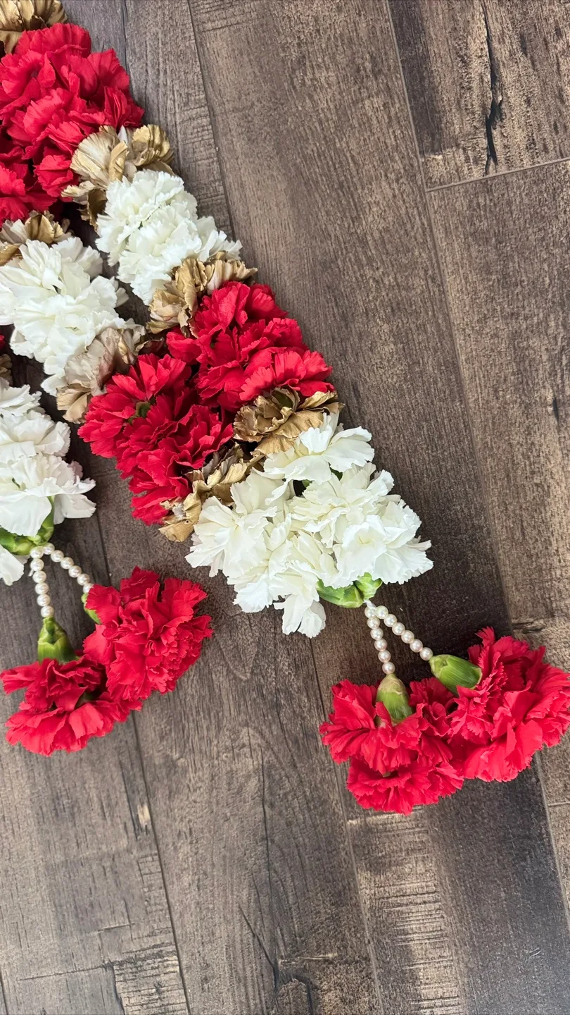 Floral Garland Decorations - Red, White, Gold image indicator(2)
