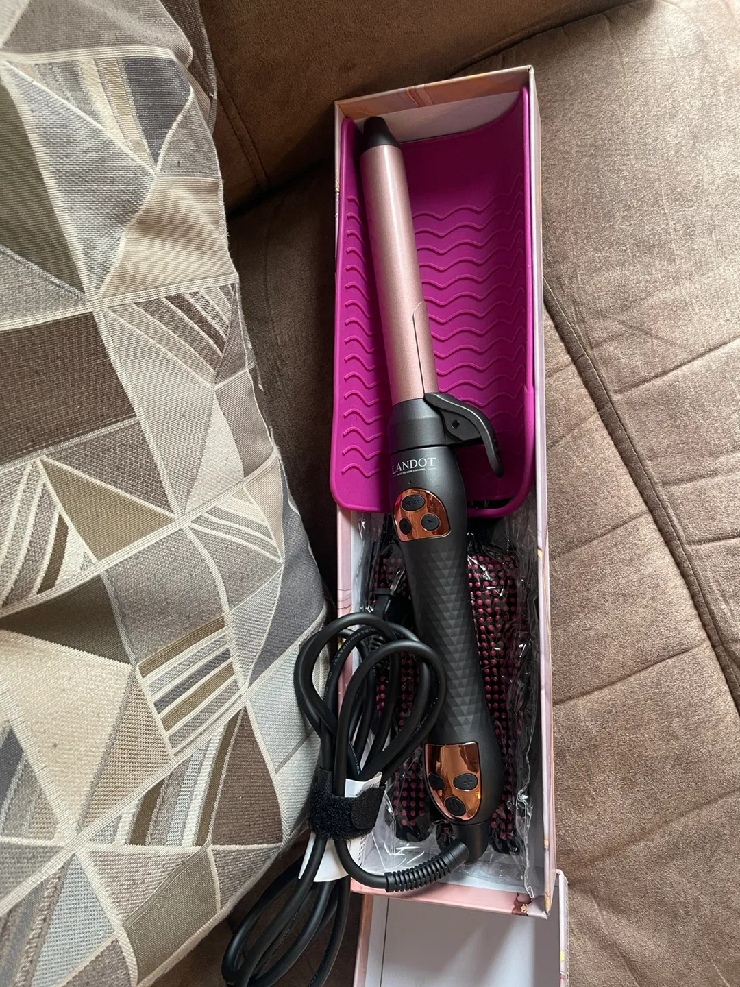 LANDOT Hair Curling Iron - New! image indicator(3)