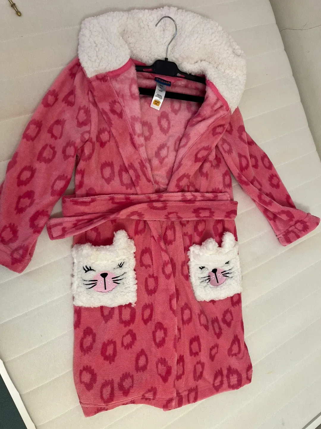 NEW Pekkle Kids Pink Leopard Robe - Size 10/12 thumbnail