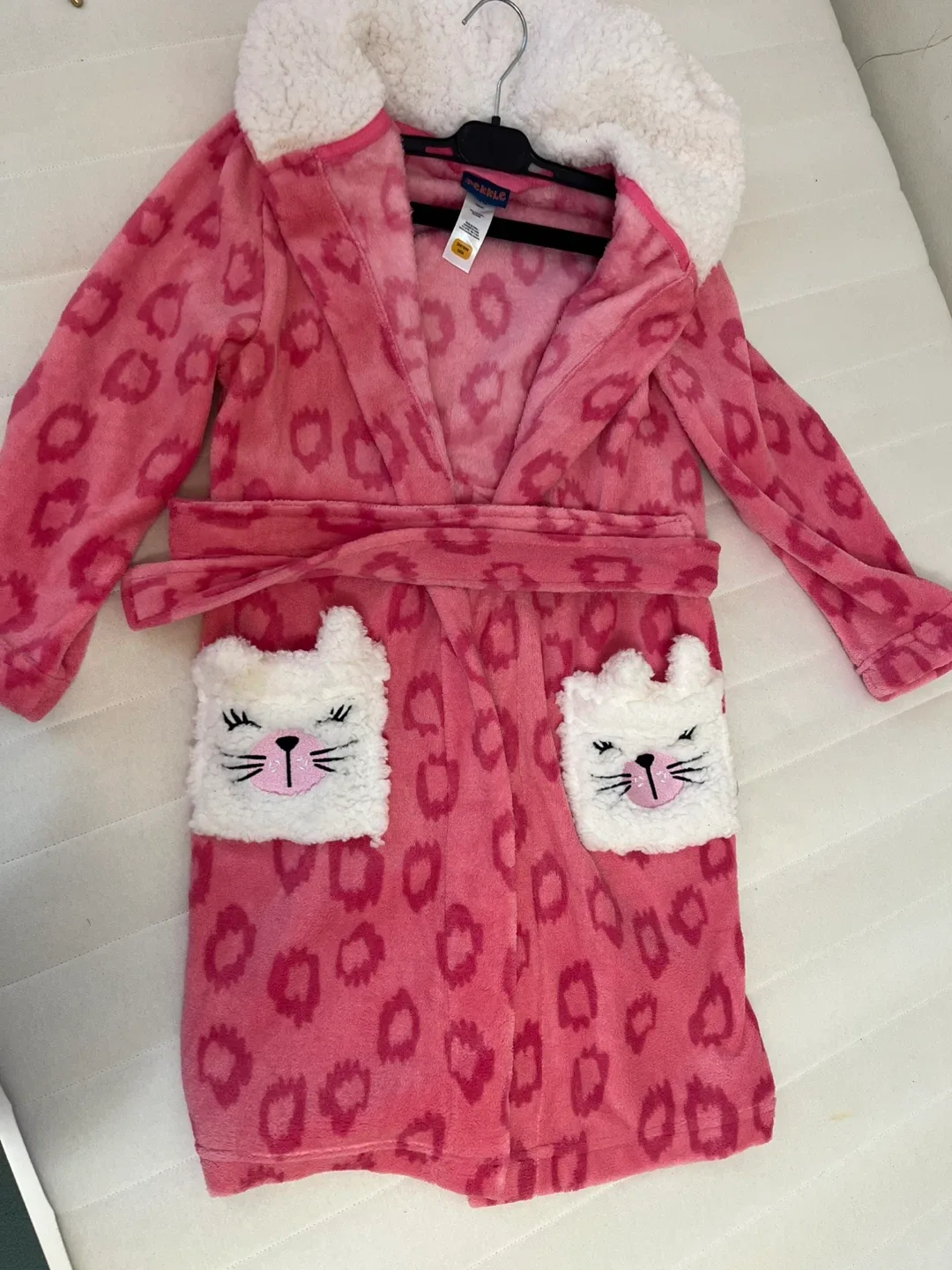 NEW Pekkle Kids Pink Leopard Robe - Size 10/12 image indicator(3)
