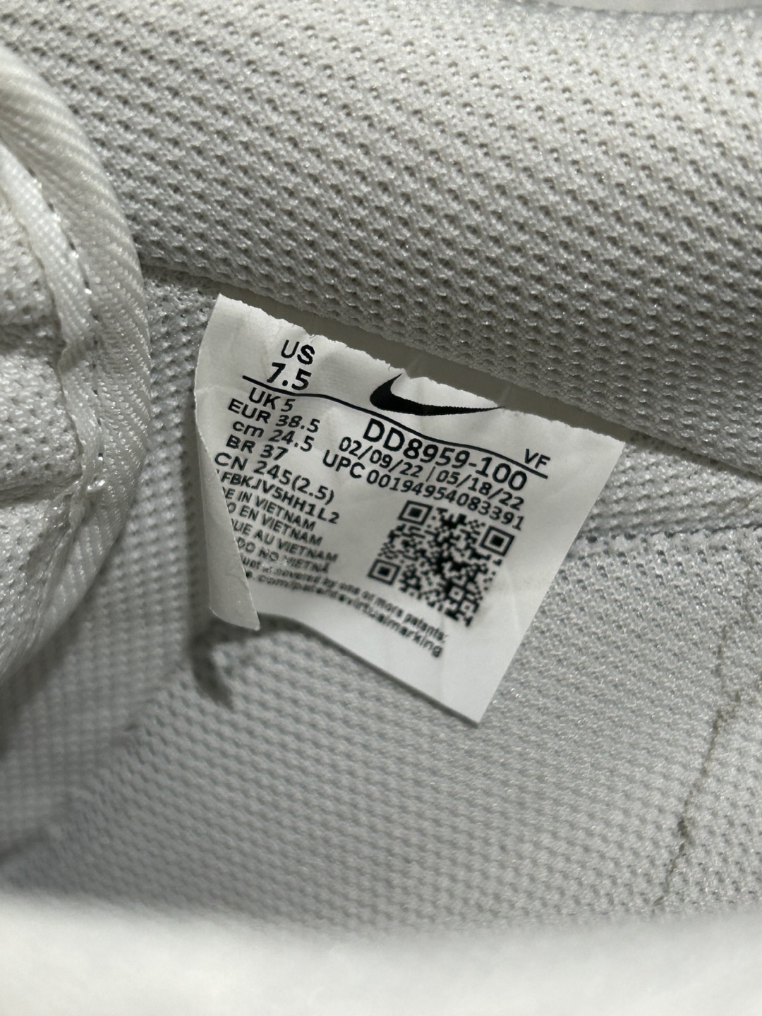 Nike Air Force 1 '07 White US 7.5 - photo 3