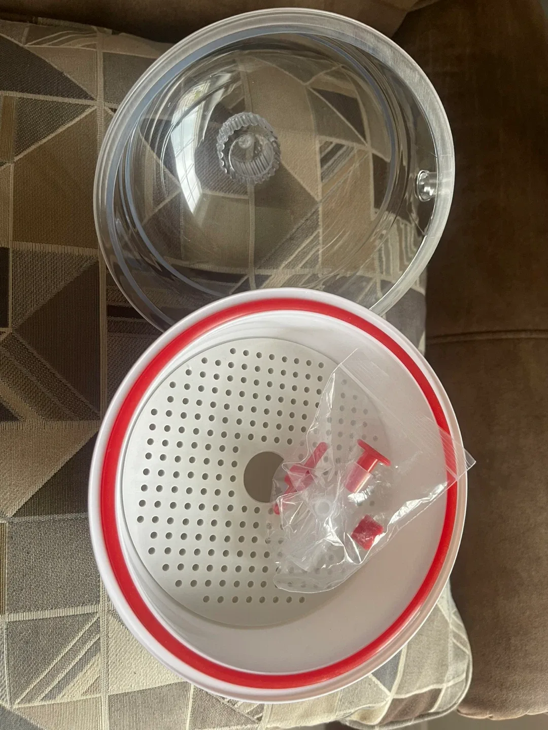 New Aggstrom Polycarbonate desiccator 150mm Size (Space Saver) image indicator(3)