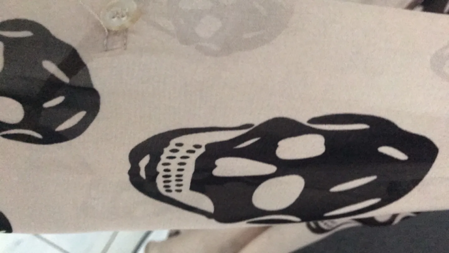 Halloween Skull blouse size small image indicator(3)