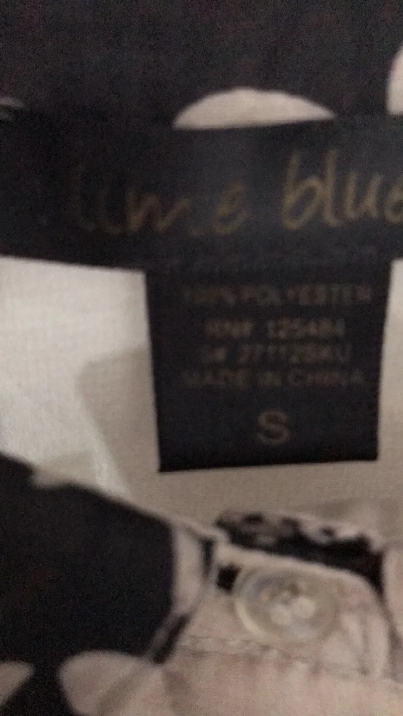 Halloween Skull blouse size small image indicator(9)