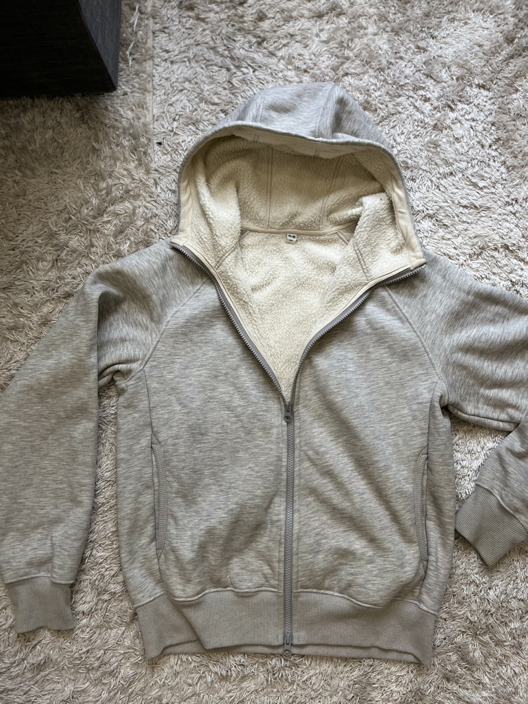 Uniqlo Fleece Lined Hoodie Size S