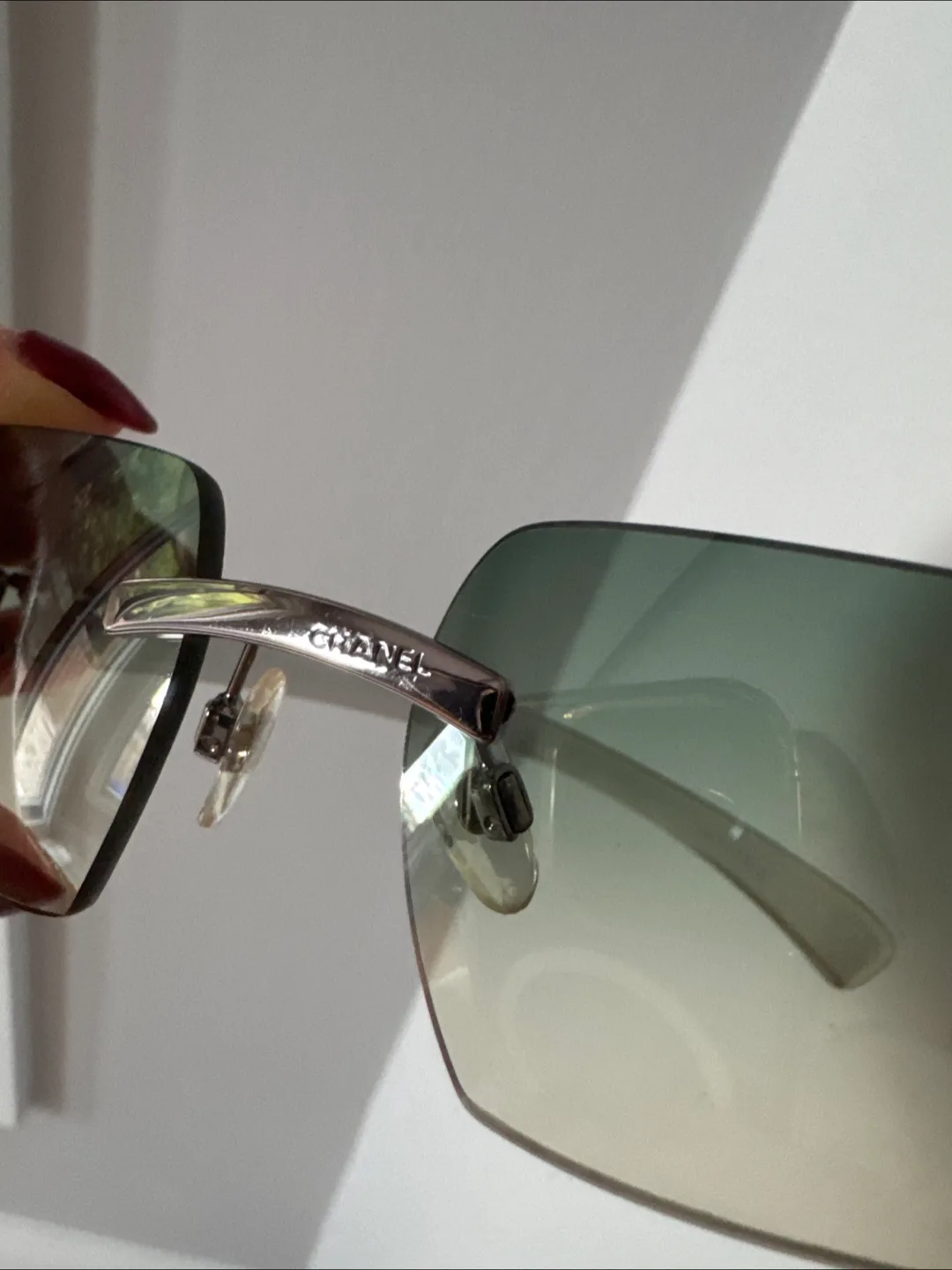 Chanel L6714869 Sunglasses image indicator(2)