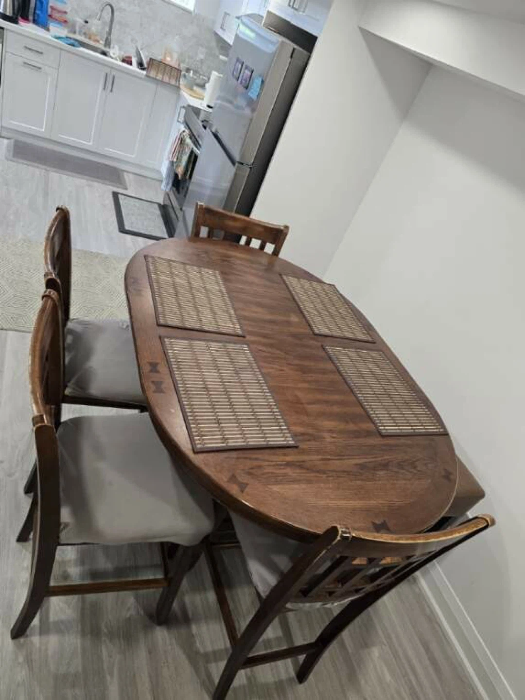 Dining Table with 4 Chairs - photo 2
