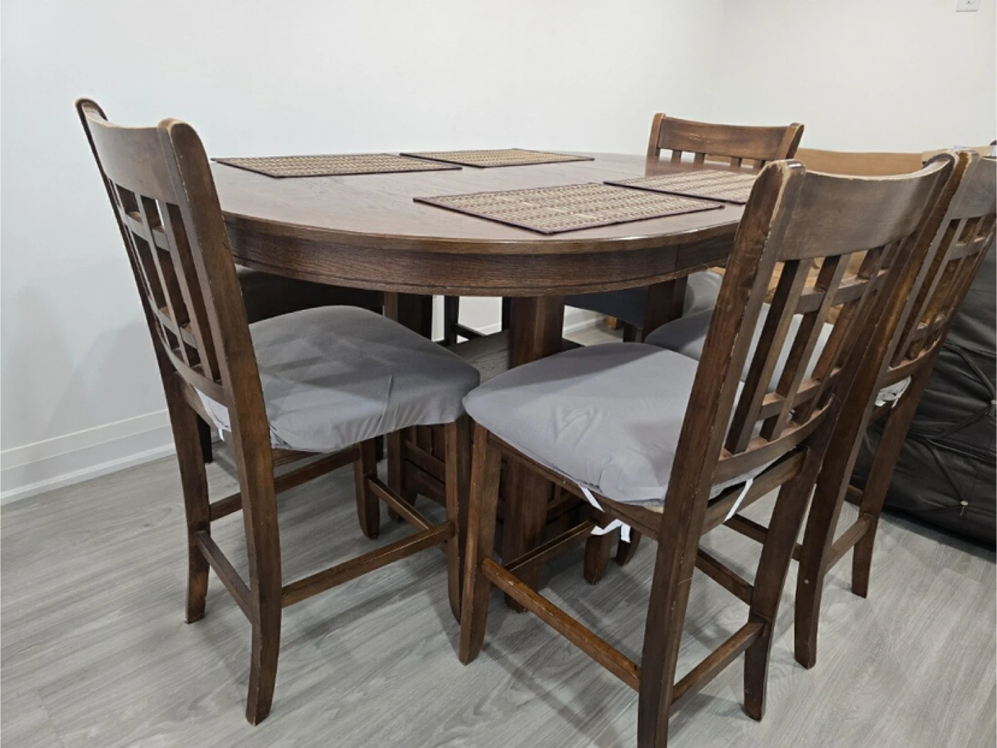 Dining Table with 4 Chairs