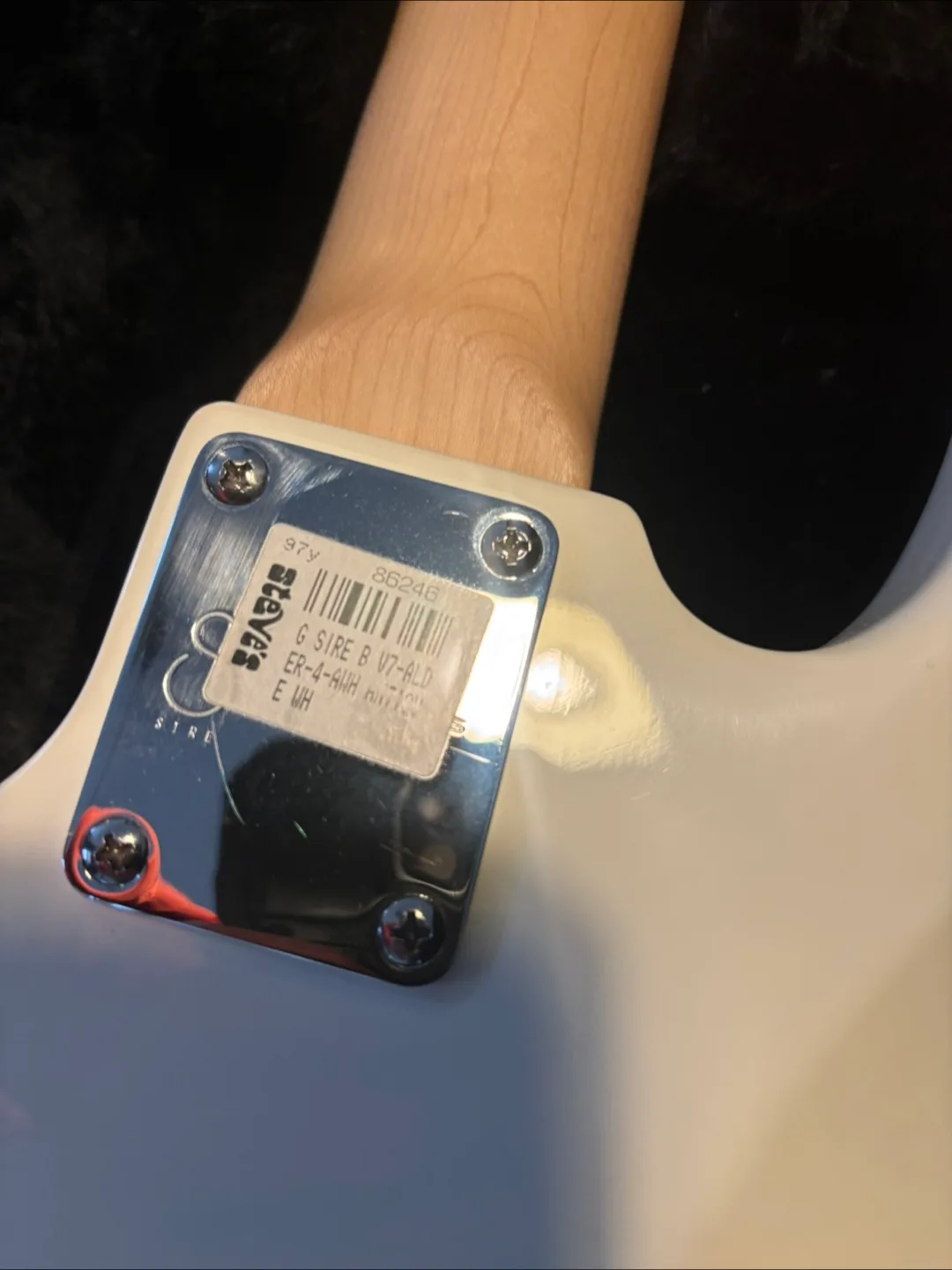 Marcus Miller V7 4-String Bass Guitar image indicator(6)