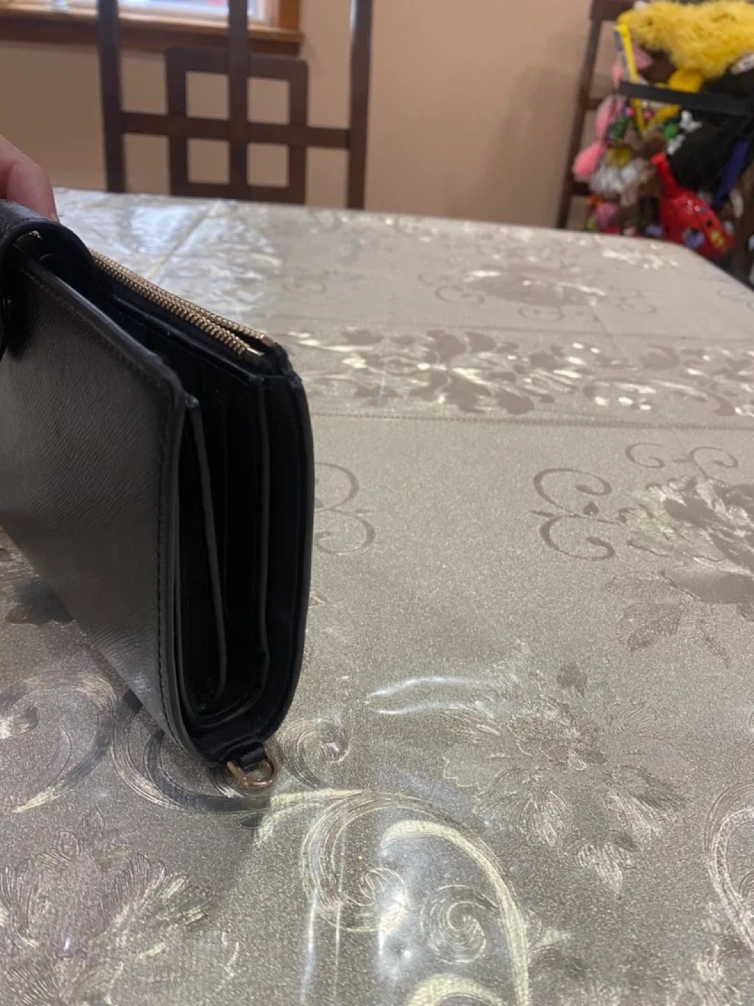 Kate Spade Black Wallet image indicator(2)