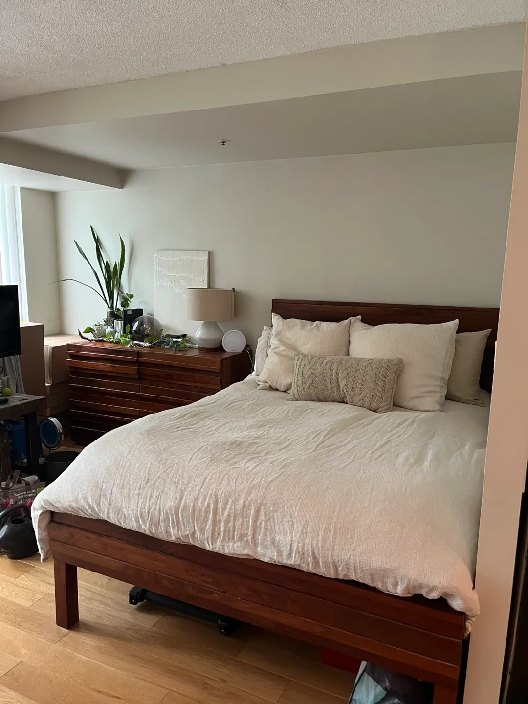 West Elm Syria  Queen Bed Wood Frame & Dresser Set image indicator(2)