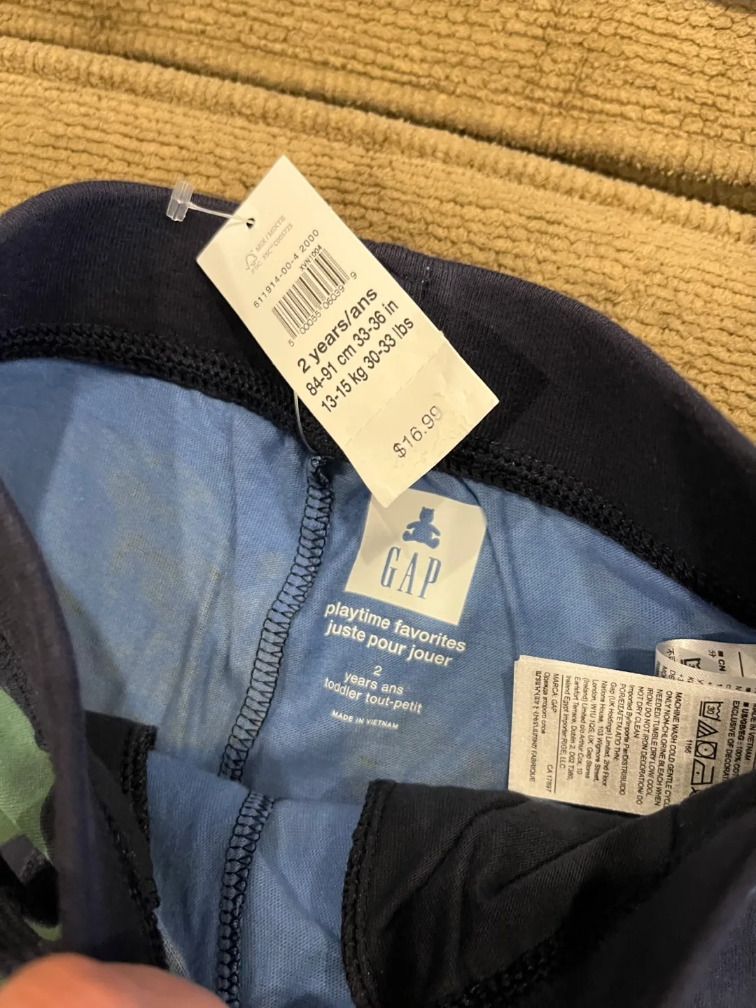 New GAP Camo 2-Piece Set, Size 2 Years image indicator(3)