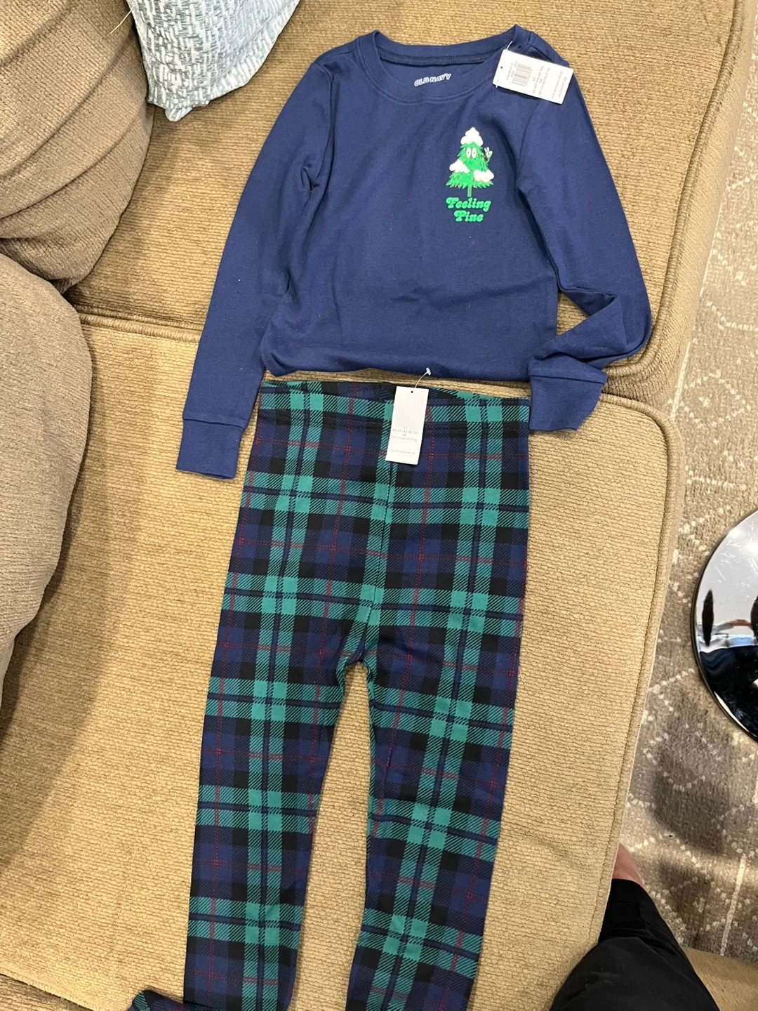 Old Navy 5T Pajama Set - New with Tags thumbnail