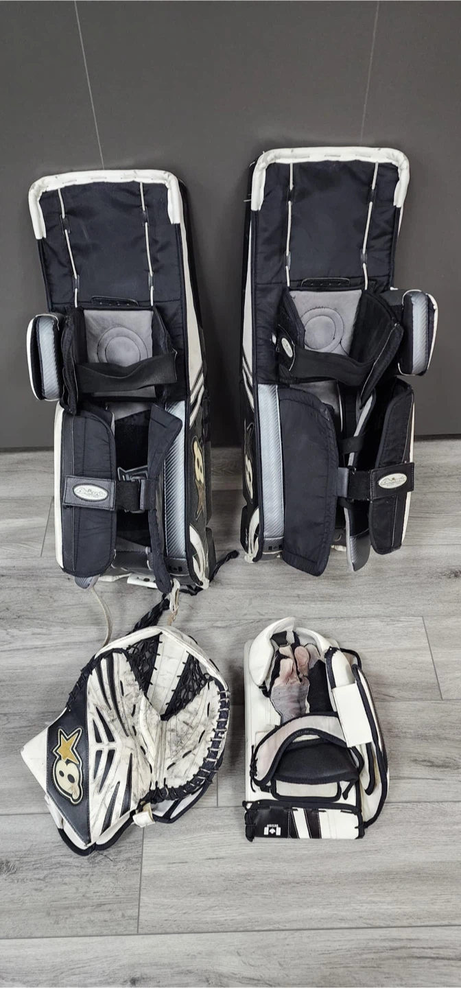 Brian’s 32+1 Subzero Hockey Goalie Pads & Gloves Set - photo 2