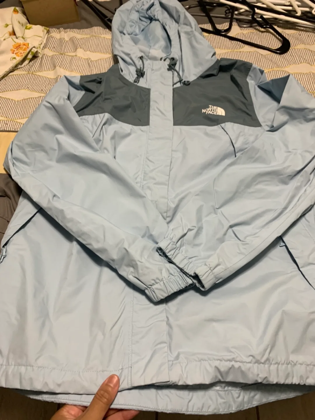 The North Face Women's Jacket - Size L thumbnail