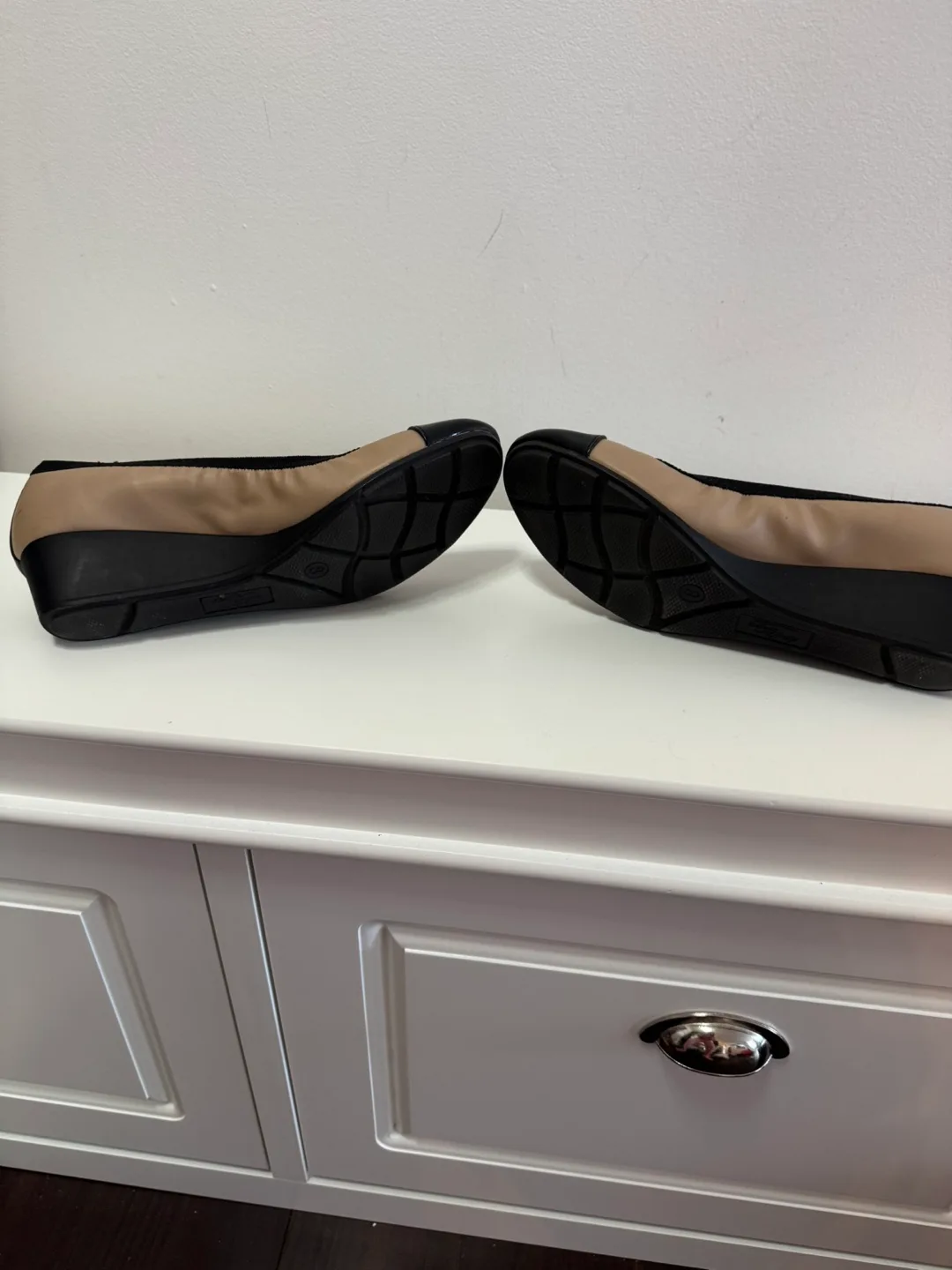 Women comfort shoes - Size 8.5 image indicator(3)