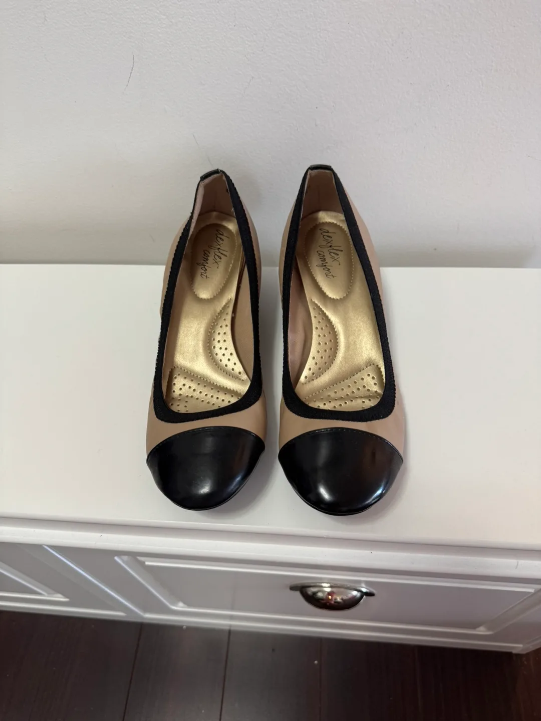 Women comfort shoes - Size 8.5 thumbnail
