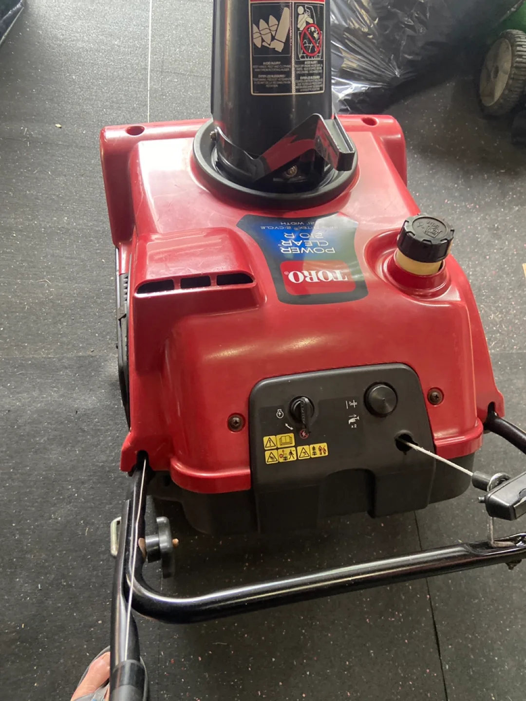 Toro Power Clear 210 R Snow Blower image indicator(4)