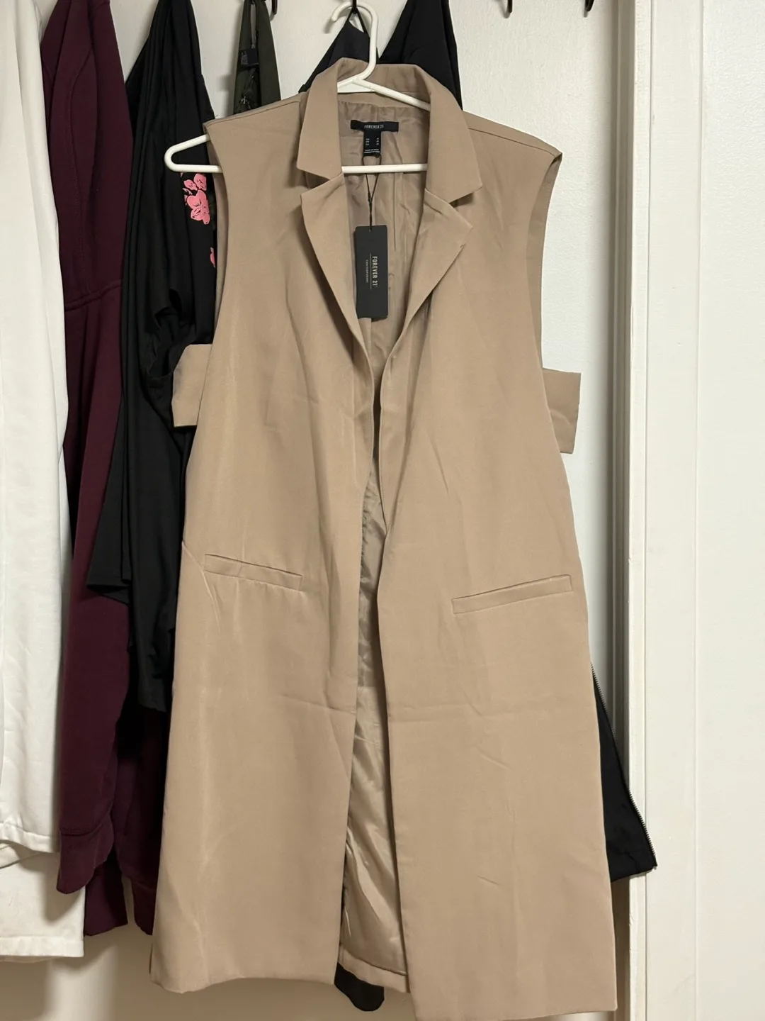 Forever 21 Sleeveless long coat - Size M