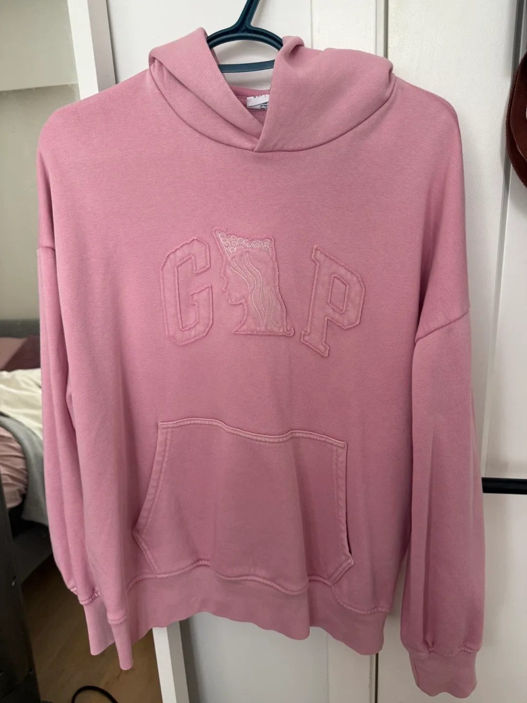 Gap x Wicked Pink Hoodie Size S thumbnail