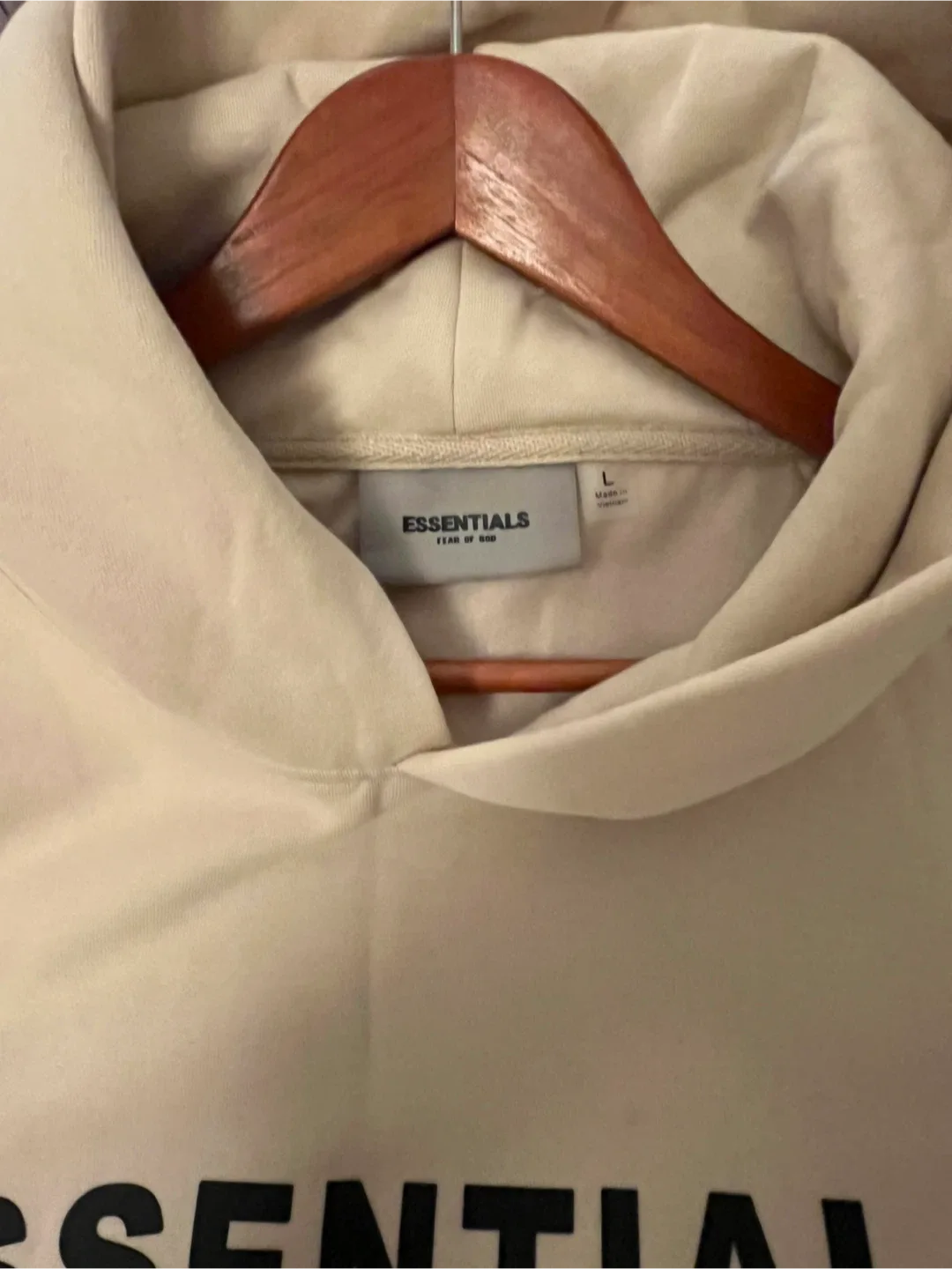 Essentials Fear of God Hoodie - Size L image indicator(3)