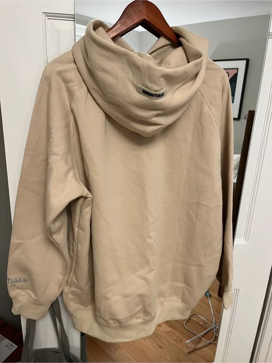 Essentials Fear of God Hoodie - Size L image indicator(2)