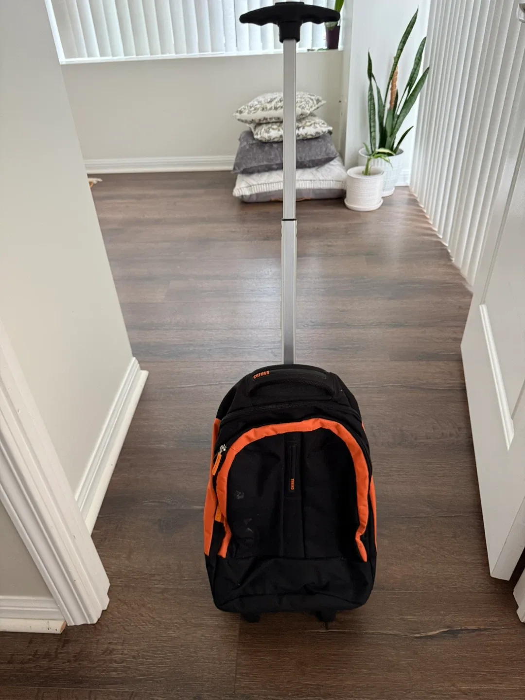Rolling Backpack - Black & Orange 🥕 image indicator(3)
