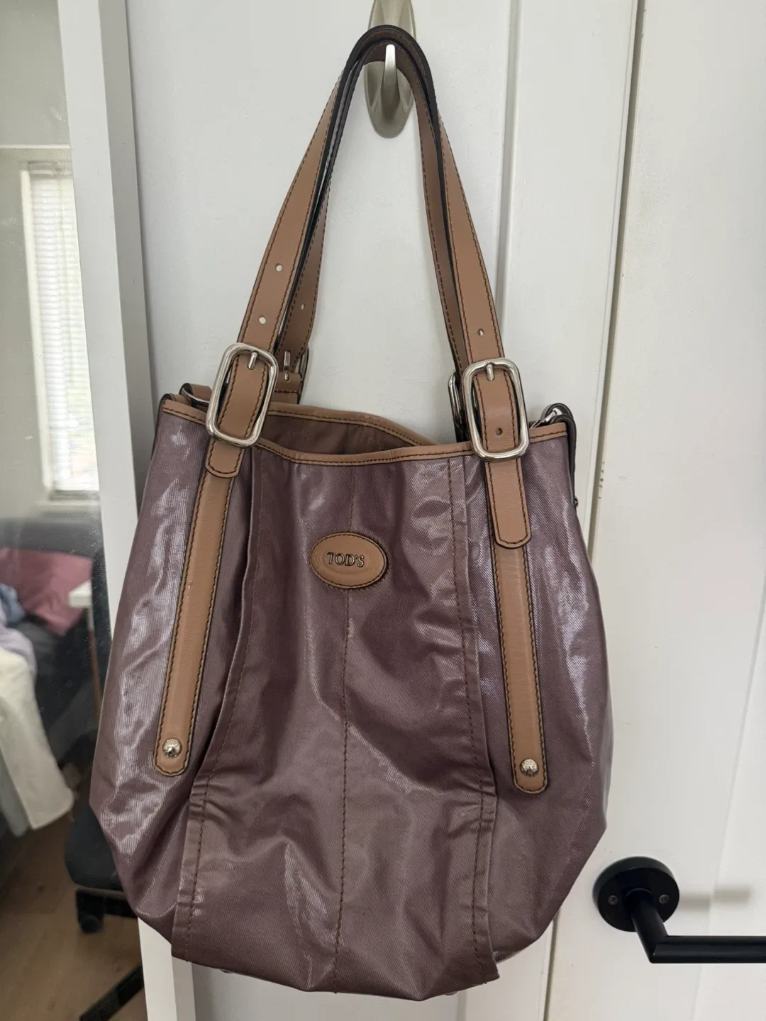 Tod's Purple & Brown Leather ‘G Line’ Medium Handbag thumbnail