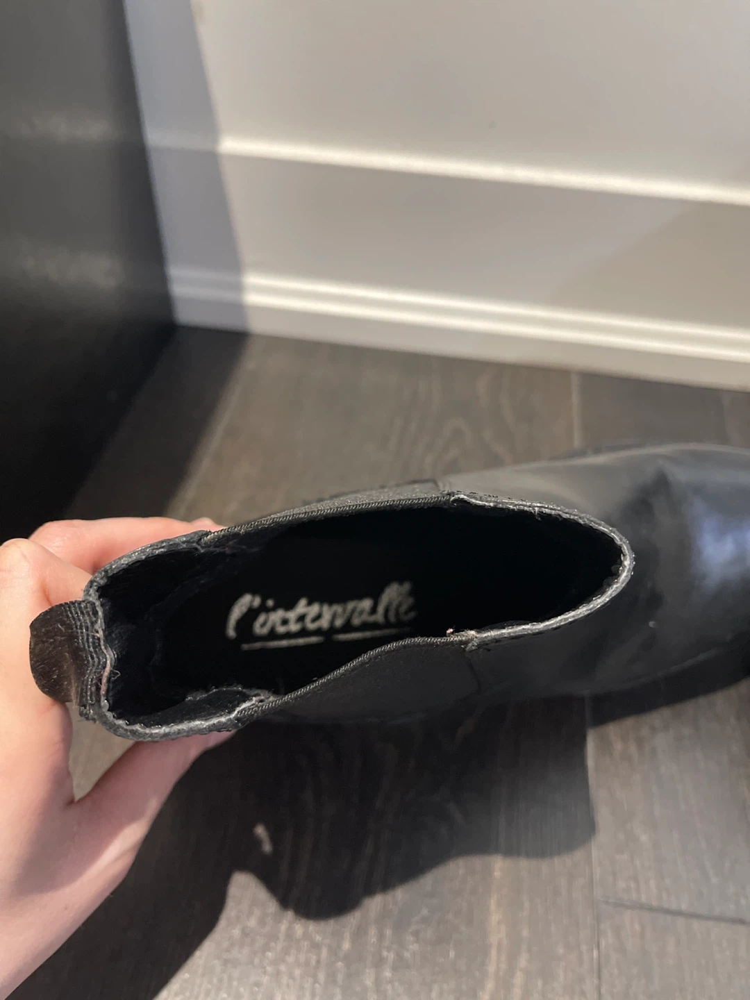 L'intervalle Black Leather Chelsea Boots - Size 37 - photo 2