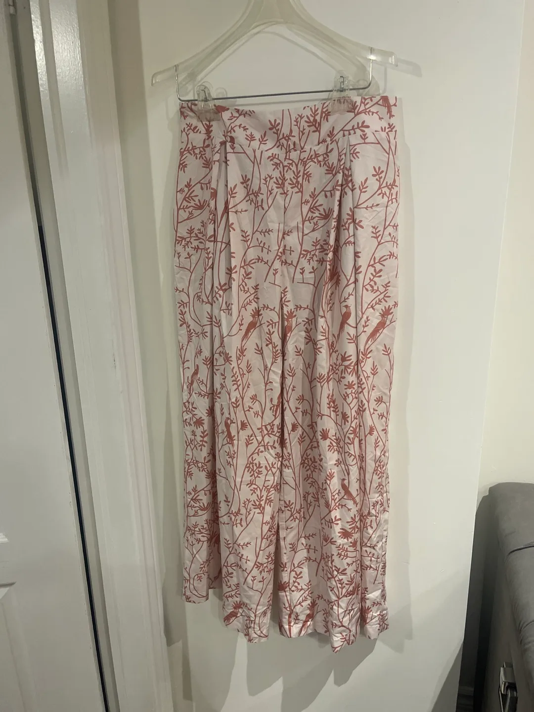 Wilfred Free Flowy Pants - Size M thumbnail