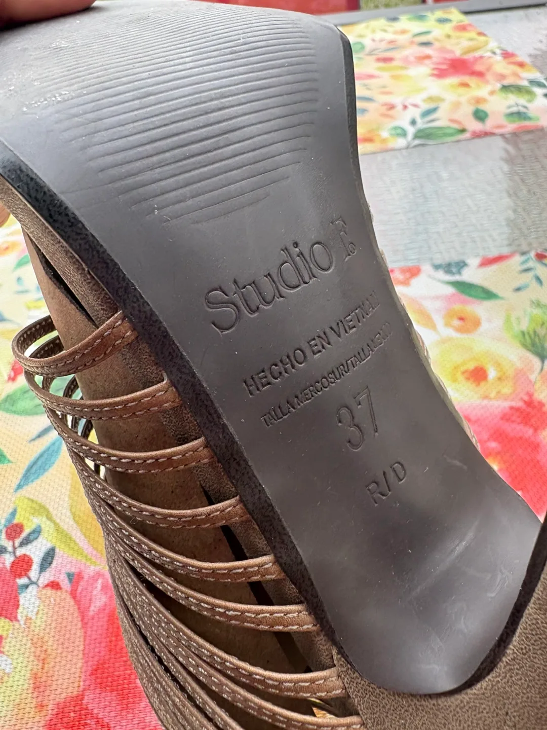 Brown Strappy High Heel Shoes image indicator(6)