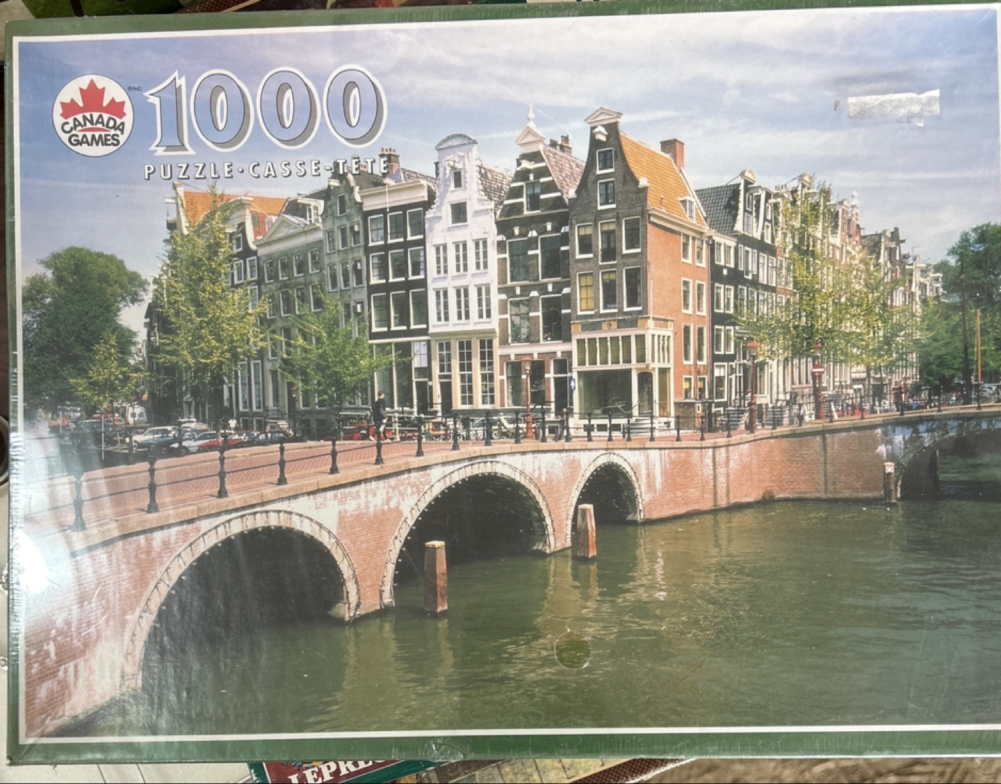 Canada Games 1000 Piece Amsterdam Puzzle
