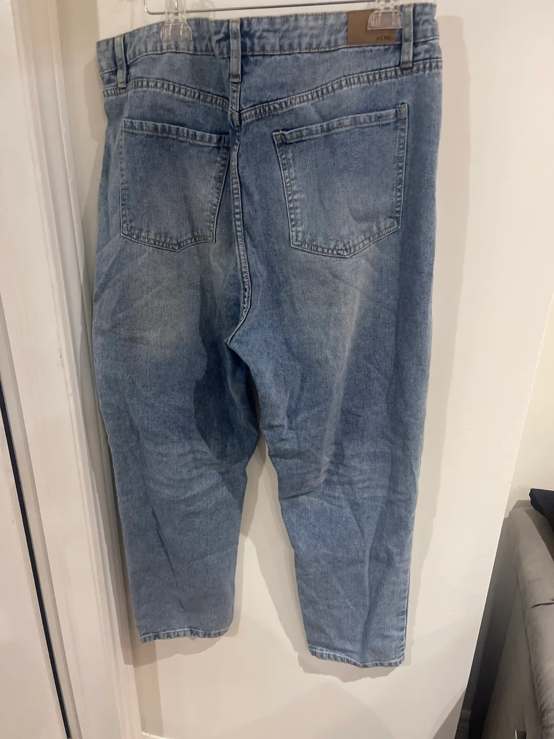 AERO Light Wash Jeans image indicator(2)