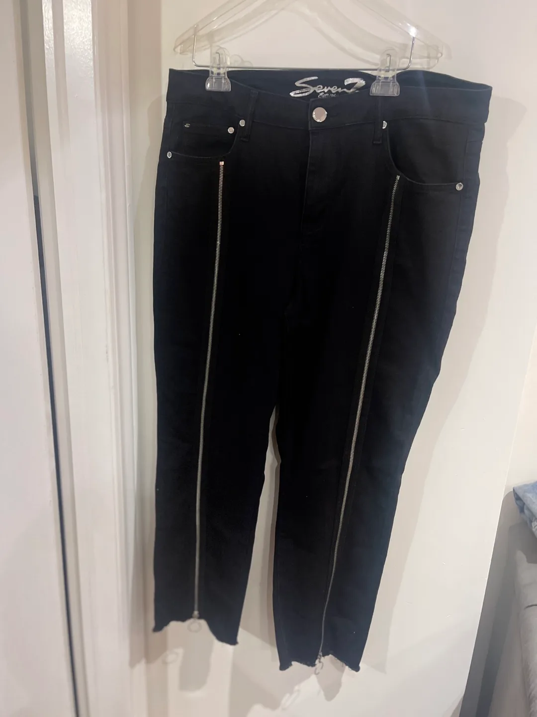 Seven7 Black Jeans with Zipper Detail image indicator(2)