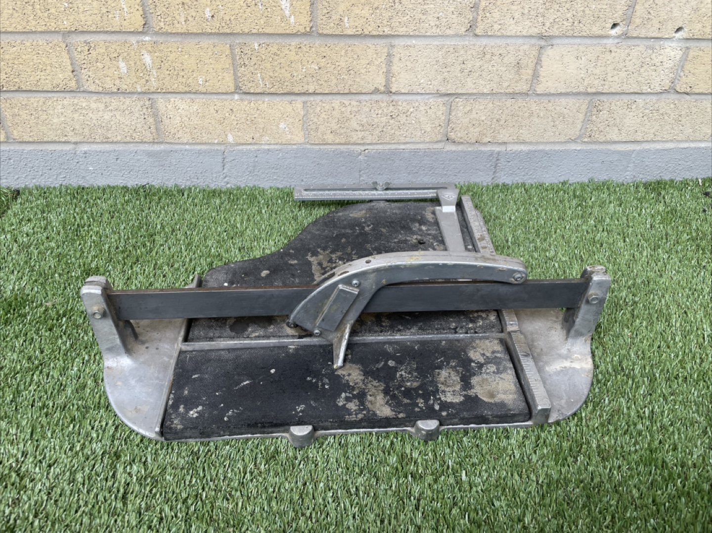Tile Cutter - photo 2