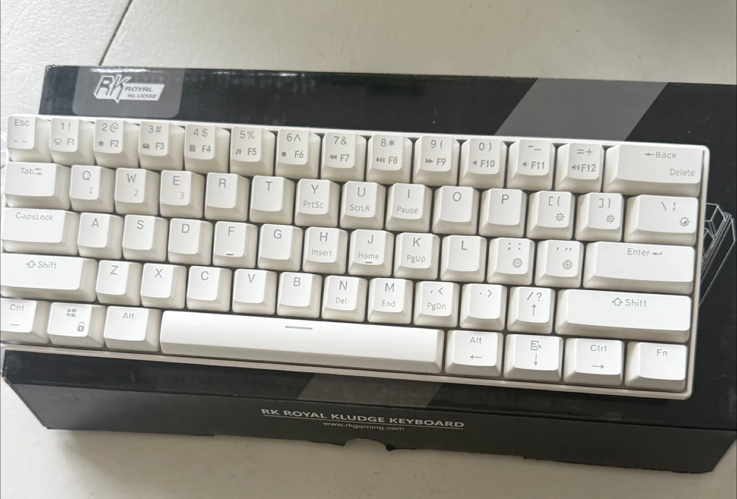 New RK Royal Kludge RK61 61-Key Keyboard - White 🥕 image indicator(3)