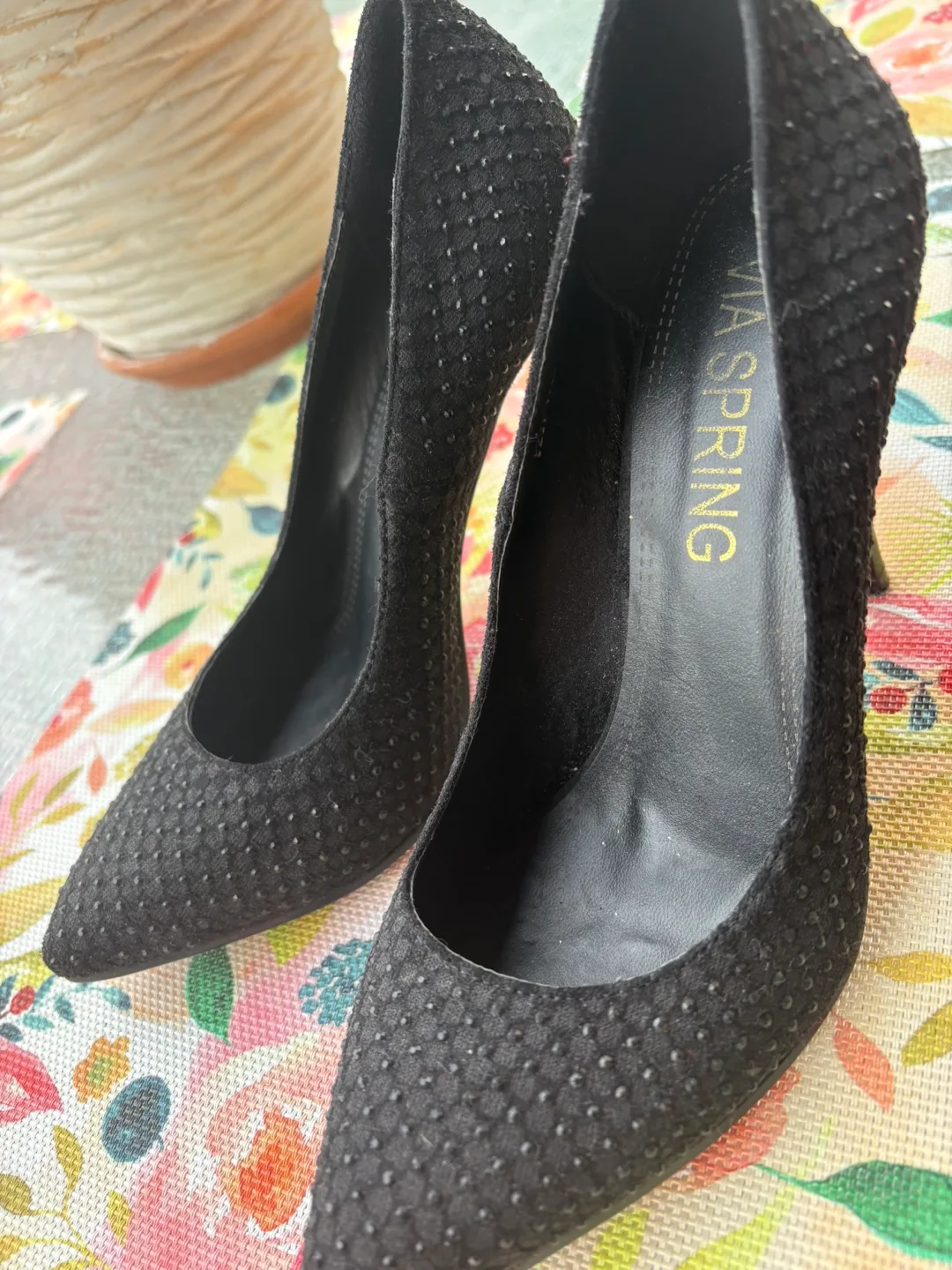 Via Spring Black Heels - Size 37 image indicator(5)