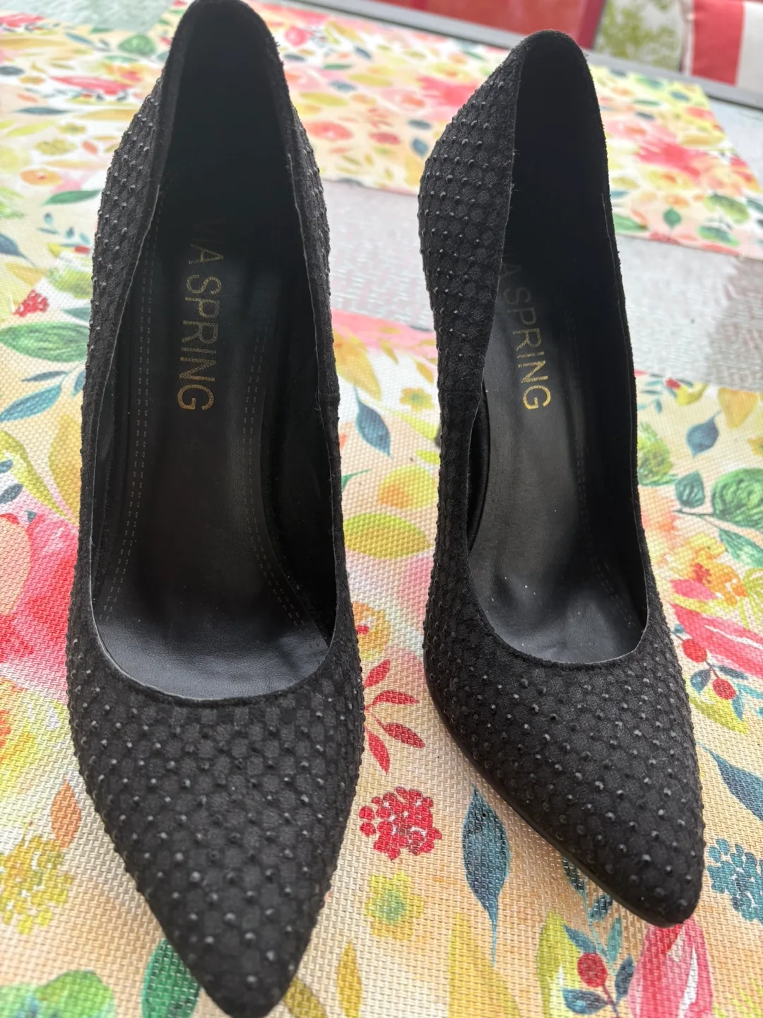 Via Spring Black Heels - Size 37 image indicator(6)