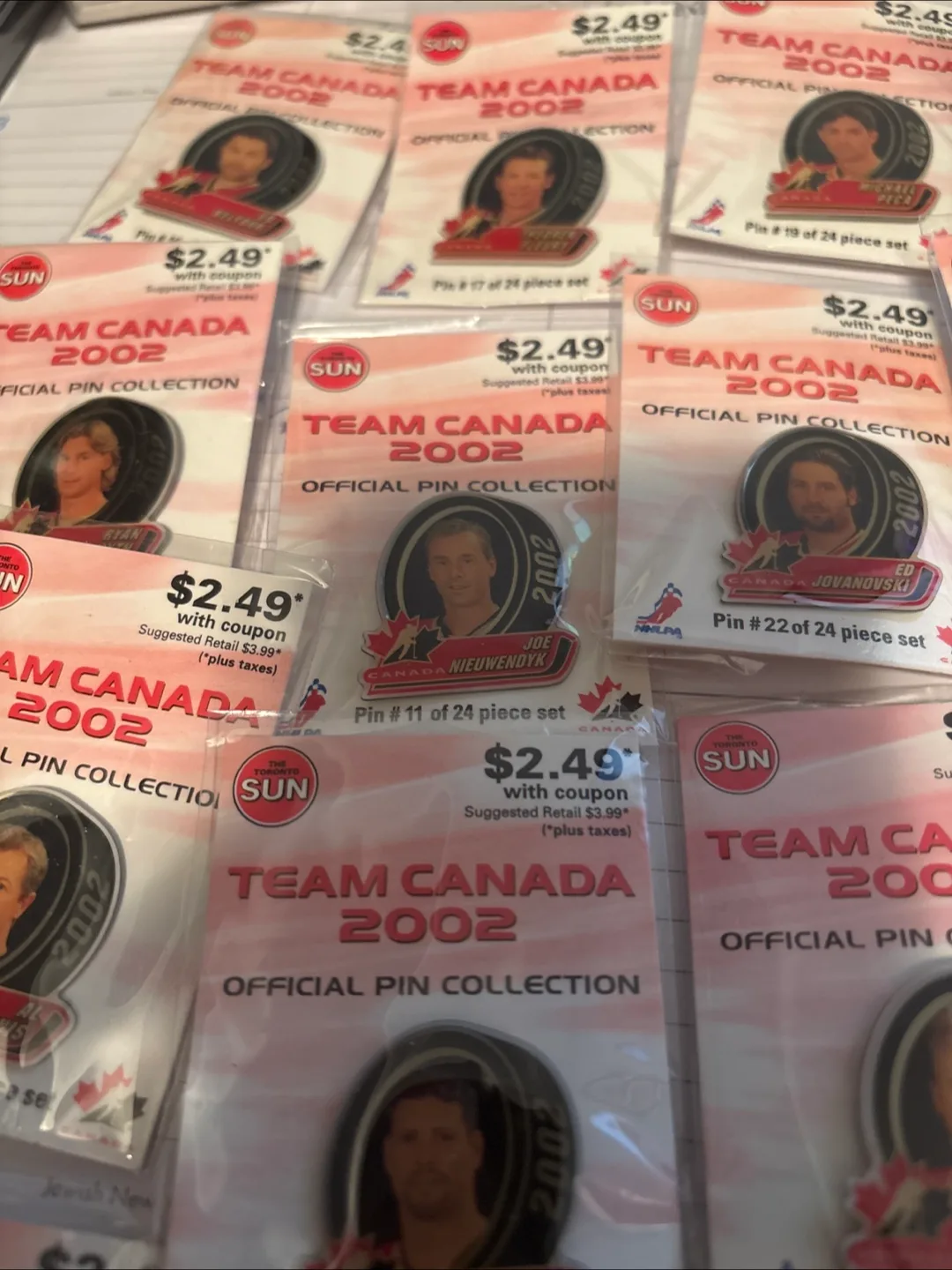 Team Canada 2002 Official Pin Collection image indicator(6)