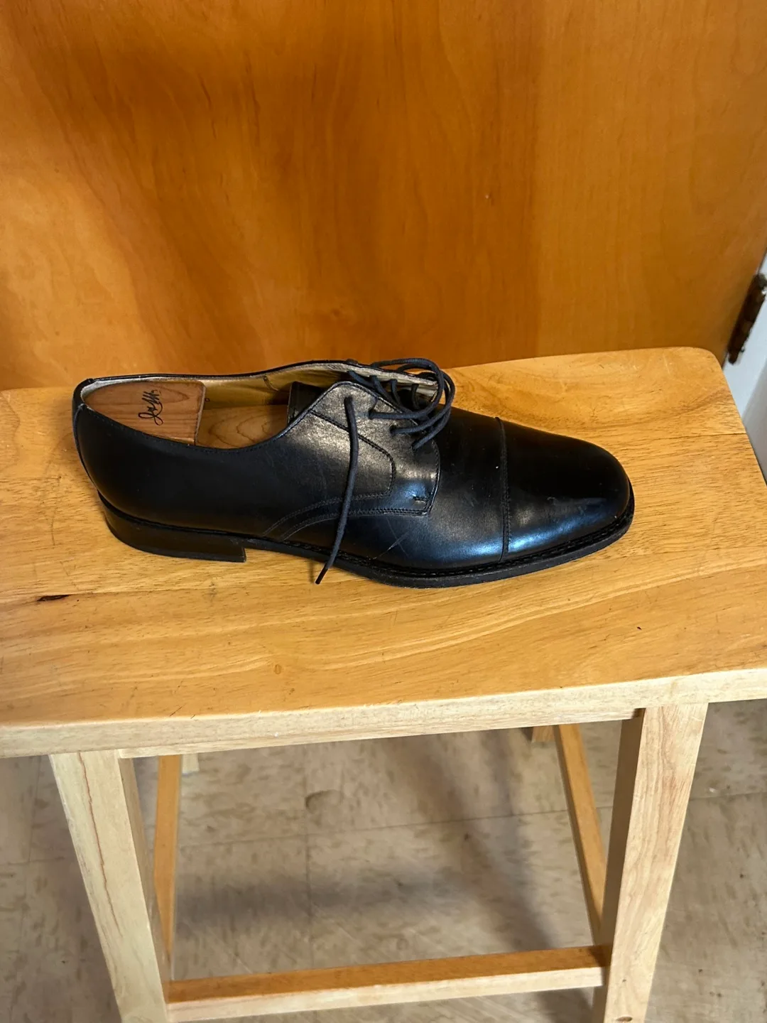 Bruno Magli Black Leather Dress Shoes thumbnail