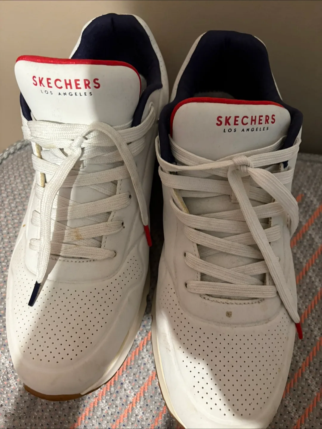Skechers Los Angeles White Sneakers - Size 10.5 image indicator(2)