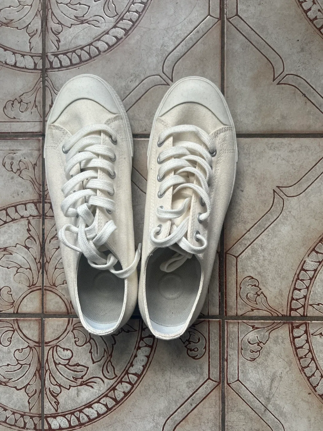 White Canvas Sneakers thumbnail