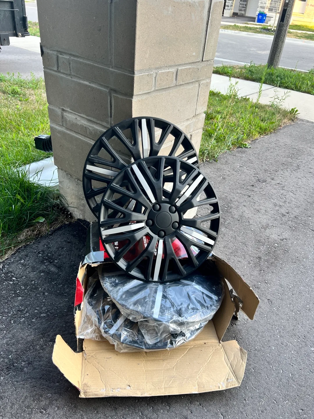 USED Michelin X-ICE 15” Winter Tires and cover image indicator(10)